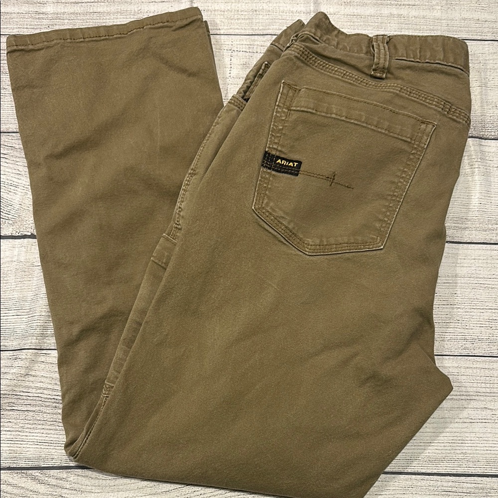 Ariat Men's Relaxed Jeans in Khaki